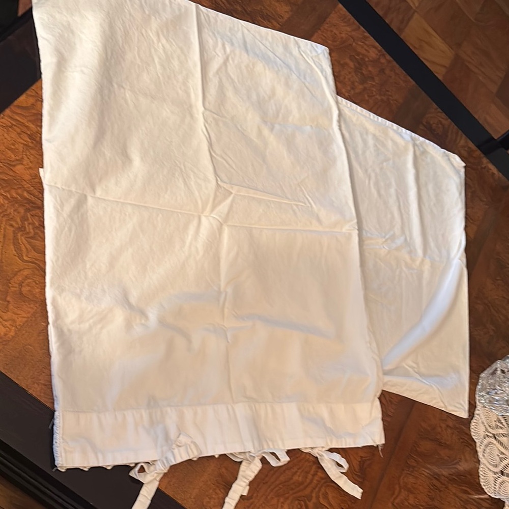 2 White Beautiful Trim Pillowcase - Picture 4 of 7